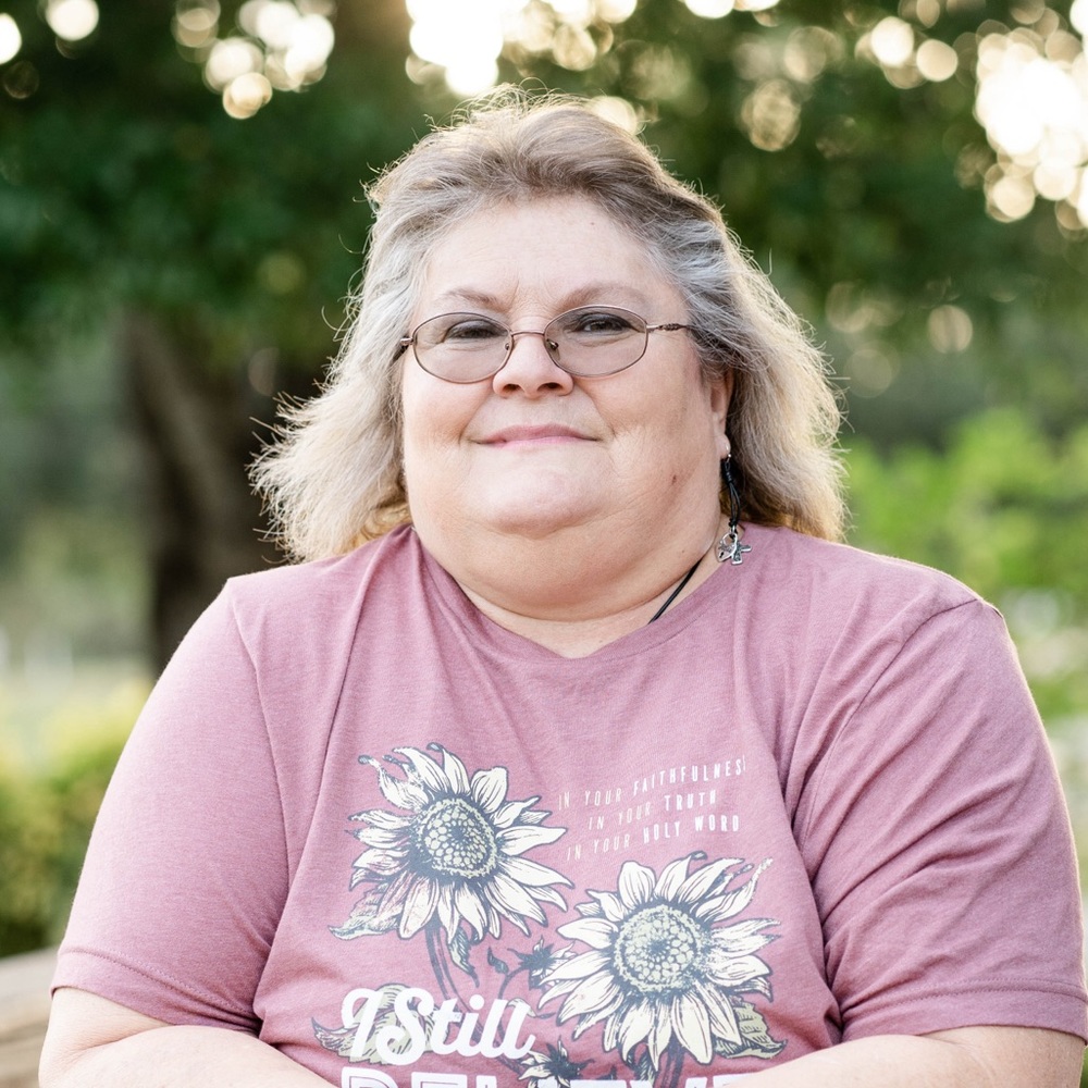 Meet your Posher, Laura